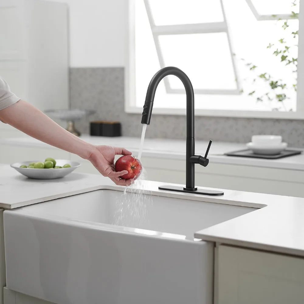 Pull down kitchen faucet, streamlined design, dual function nozzle, high-quality components, 360 degree rotating faucet