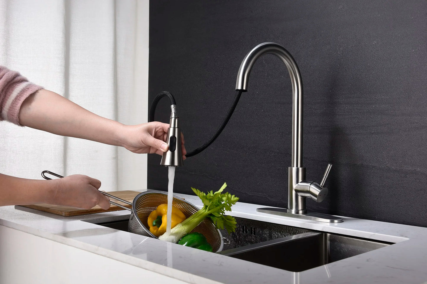Kitchen Faucet with Pull Out Spraye Kitchen Grifos De Cocina Torneiras De Cozinha Faucet Kitchen