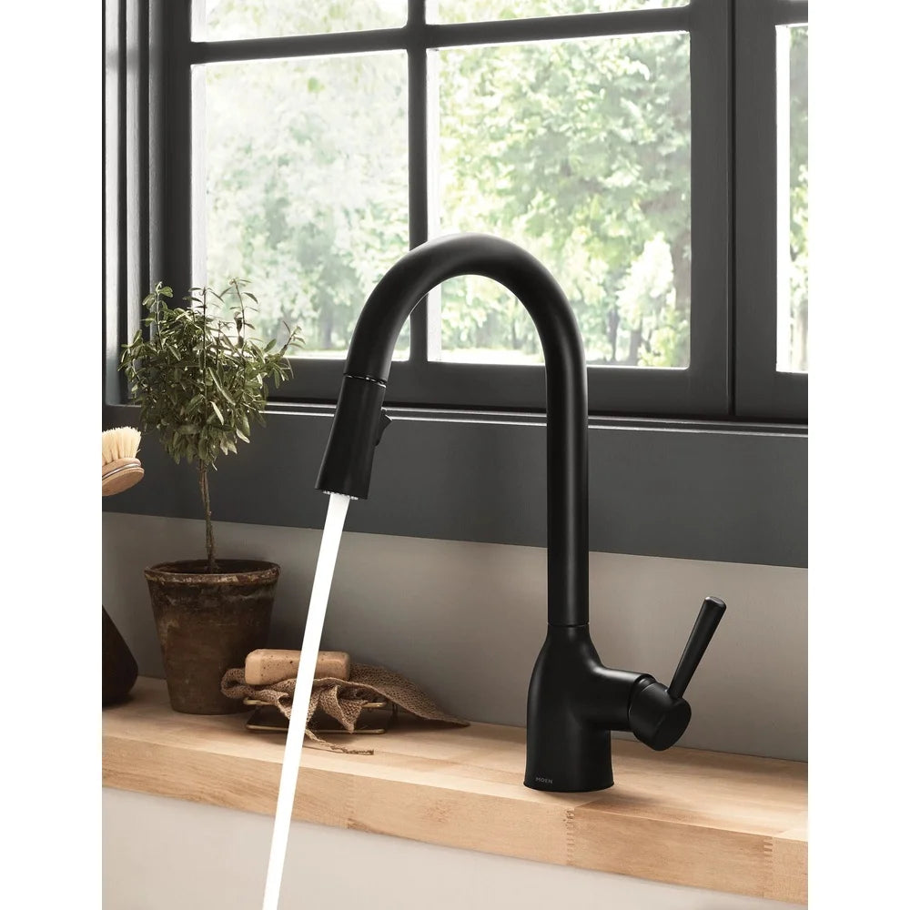 Matte Black Single Hole Kitchen Faucet Pull Down Sprayer 360 Degree Swivel Spout One Handle Control Zinc Construction ADA