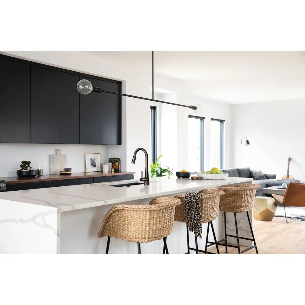 Chrome One-Handle Pulldown Kitchen Faucet High Pressure Power Clean Spray Technology Easy Installation Durable Kitchen Sink